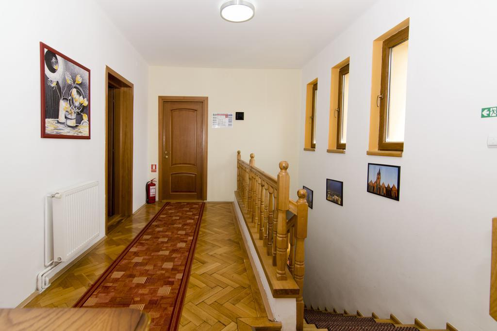 Pension Alexia Sibiu Bagian luar foto